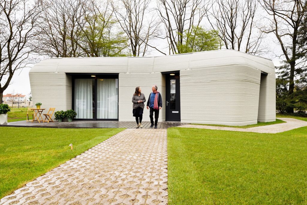 Innovative Prototype Unveiled: World’s First Tree-Inspired Home Designed to Withstand Extreme Weather